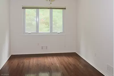 149 Patriots Rd, Parsippany, NJ 07950 - Photo 10
