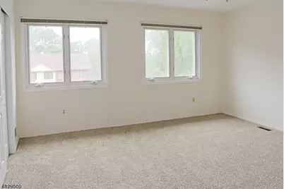 149 Patriots Rd, Parsippany, NJ 07950 - Photo 10