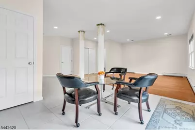 42 Leah Way, Parsippany, NJ 07054 - Photo 18