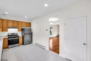 42 Leah Way, Parsippany, NJ 07054 - Photo 14