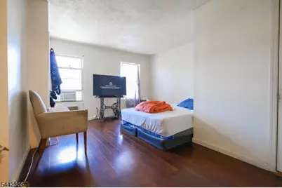 10 Oriental St, Newark, NJ 07104 - Photo 10