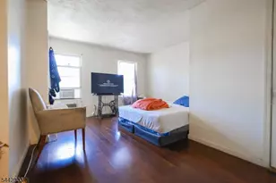 10 Oriental St, Newark, NJ 07104 - Photo 10