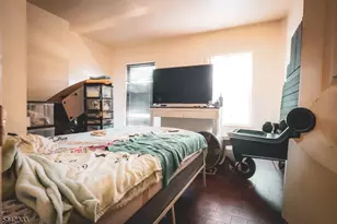 10 Oriental St, Newark, NJ 07104 - Photo 8
