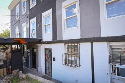 10 Oriental St, Newark, NJ 07104 - Photo 1