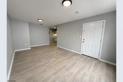 34 Auburn St #2, Paterson, NJ 07501 - Photo 8