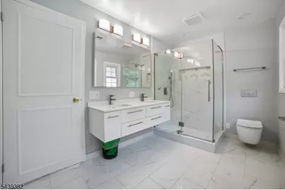 25 Tremont Ter, Livingston, NJ 07039 - Photo 32