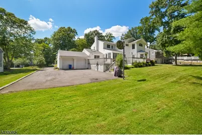 25 Tremont Ter, Livingston, NJ 07039 - Photo 42