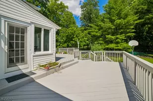25 Tremont Terrace, Livingston, NJ 07039 - Photo 38