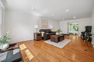 25 Tremont Terrace, Livingston, NJ 07039 - Photo 4