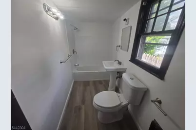 108 Bell Ave #A, Raritan, NJ 08869 - Photo 14