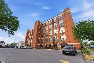 366-382 Trenton Ave #2F, Paterson, NJ 07503 - Photo 6