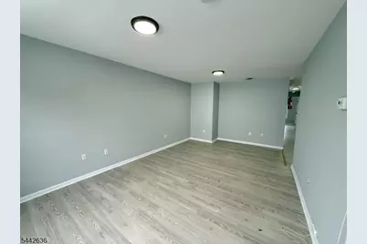34 Auburn St #3, Paterson, NJ 07501 - Photo 4