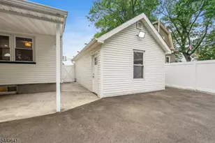 55 14th Ave, Elmwood Park, NJ 07407 - Photo 32