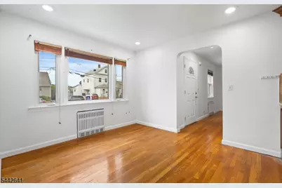 55 14th Ave, Elmwood Park, NJ 07407 - Photo 28
