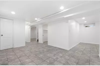 55 14th Ave, Elmwood Park, NJ 07407 - Photo 24