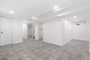 55 14th Ave, Elmwood Park, NJ 07407 - Photo 24