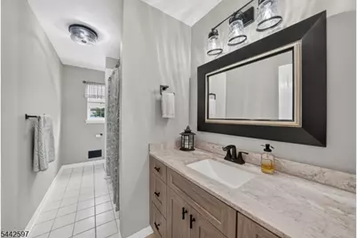 9 Summerfield Dr, Franklin Township, NJ 08540 - Photo 30