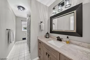 9 Summerfield Dr, Franklin Township, NJ 08540 - Photo 30