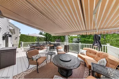 9 Summerfield Dr, Franklin Township, NJ 08540 - Photo 38