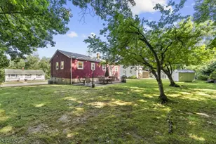 33 Walter Dr, Bloomingdale, NJ 07403 - Photo 36