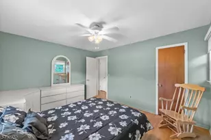 33 Walter Dr, Bloomingdale, NJ 07403 - Photo 24