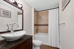 1020 Harmon Cove Tower, Secaucus, NJ 07094 - Photo 20