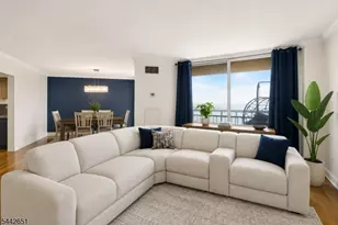 1020 Harmon Cove Tower, Secaucus, NJ 07094 - Photo 1
