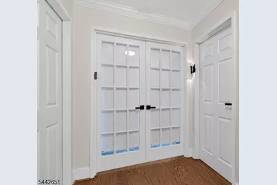 1020 Harmon Cove Tower, Secaucus, NJ 07094 - Photo 16