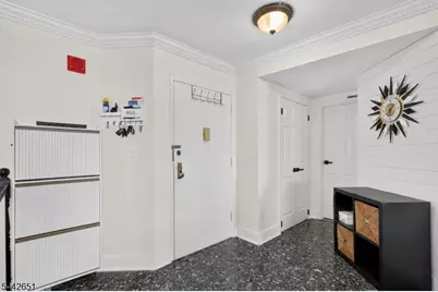 1020 Harmon Cove Tower, Secaucus, NJ 07094 - Photo 8