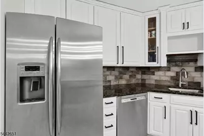 1020 Harmon Cove Tower, Secaucus, NJ 07094 - Photo 12