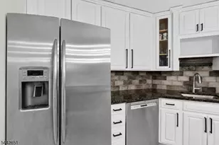 1020 Harmon Cove Tower, Secaucus, NJ 07094 - Photo 12