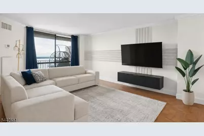 1020 Harmon Cove Tower, Secaucus, NJ 07094 - Photo 2