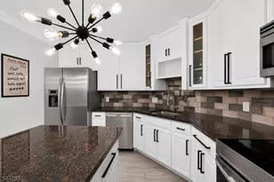 1020 Harmon Cove Tower, Secaucus, NJ 07094 - Photo 10