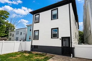 37 Prospect St, Bloomfield, NJ 07003 - Photo 4