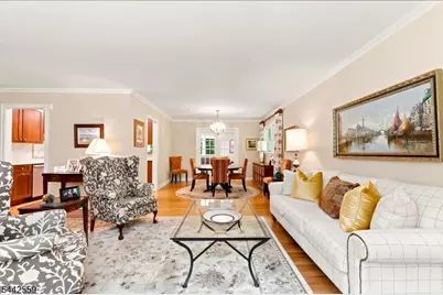 28 Delbrook Rd, Parsippany, NJ 07950 - Photo 8