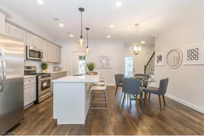 6 Chaz Way, Fairfield, NJ 07004 - Photo 4