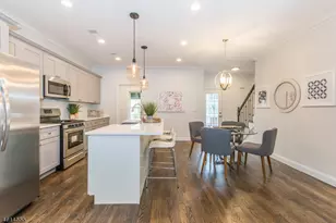 6 Chaz Way, Fairfield, NJ 07004 - Photo 4