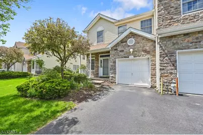 96 Jillian Blvd, Parsippany, NJ 07054 - Photo 2