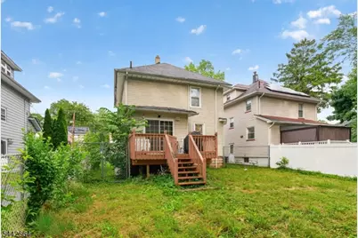 416 Pine St, Roselle, NJ 07203 - Photo 20