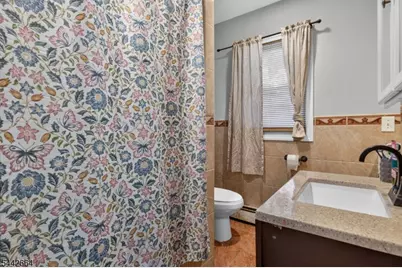 416 Pine St, Roselle, NJ 07203 - Photo 14