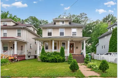 416 Pine St, Roselle, NJ 07203 - Photo 1