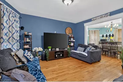416 Pine St, Roselle, NJ 07203 - Photo 8