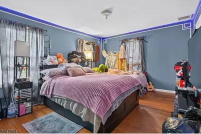 416 Pine St, Roselle, NJ 07203 - Photo 12