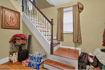 416 Pine St, Roselle, NJ 07203 - Photo 6