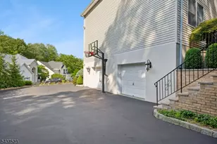 22 Trails End Ct, Westfield Town, NJ 07090 - Photo 42