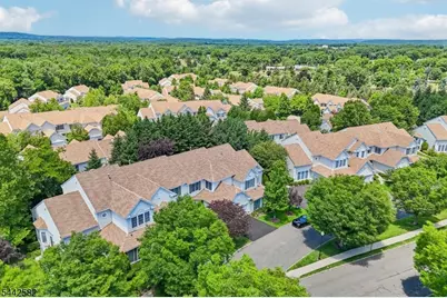 5 Scarlet Oak Ln, Paramus, NJ 07652 - Photo 1