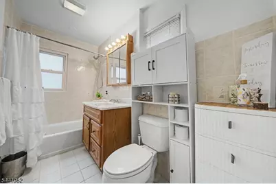 23 Distler Ave, West Caldwell, NJ 07006 - Photo 24