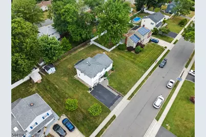 23 Distler Ave, West Caldwell, NJ 07006 - Photo 32