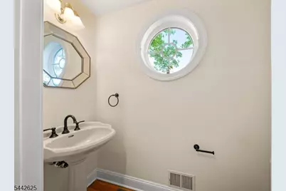 8 Hurlingham Club Road On, Far Hills, NJ 07931 - Photo 10