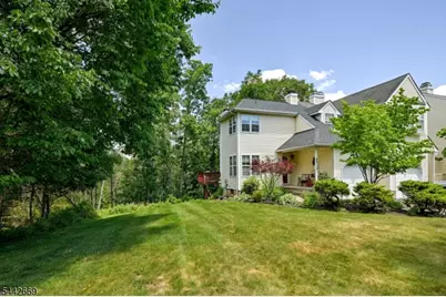 15 Navajo Trl, Branchburg Township, NJ 08876 - Photo 4